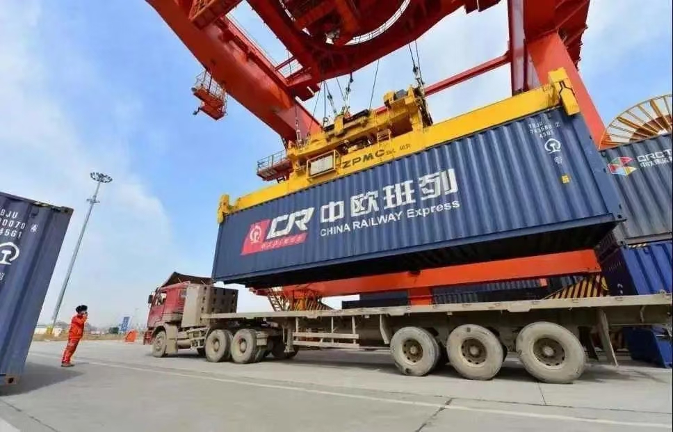 Railway from China to Russia three cities!